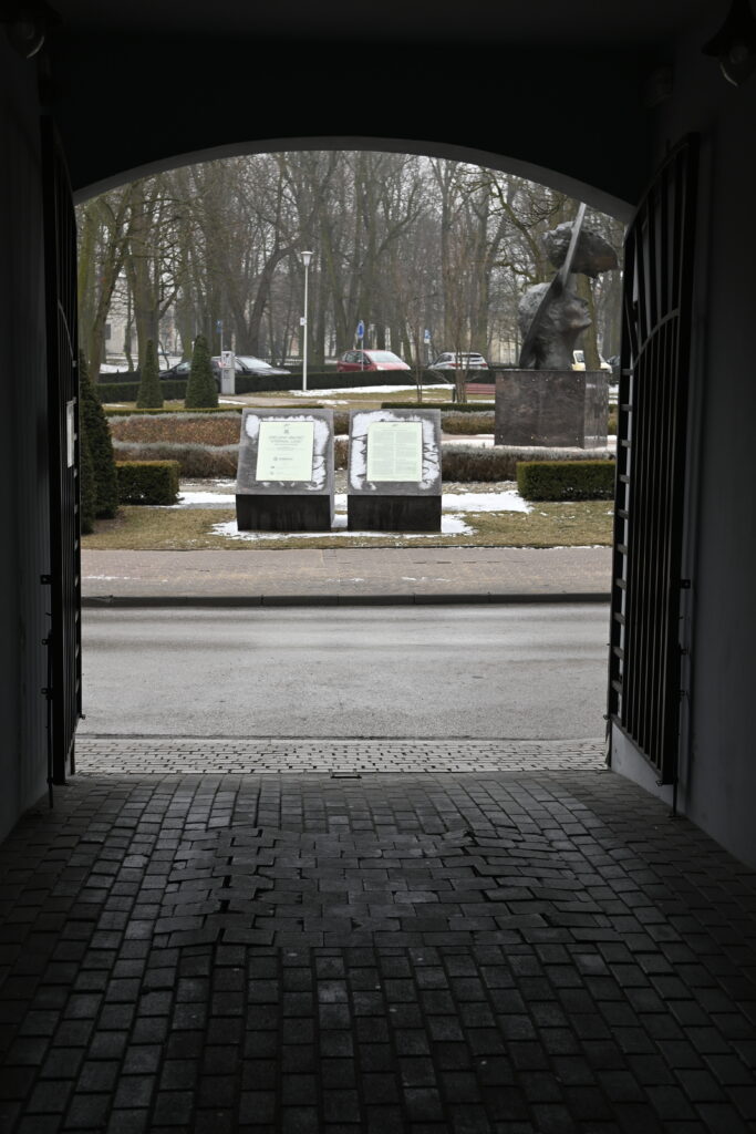 Zbliża się wiosna w parku w Wieluniu